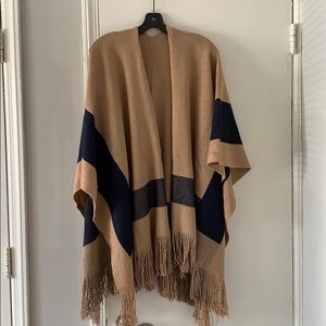BCBGeneration Soft Poncho